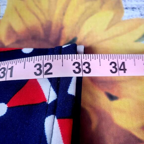 Poof Girl Christmas Pajamas Girl's Size 10/12 - Picture 4 of 5